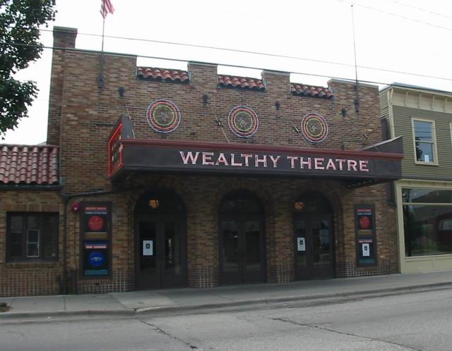 Wealthy Theatre - Early 2000S From Water Winter Wonderland
